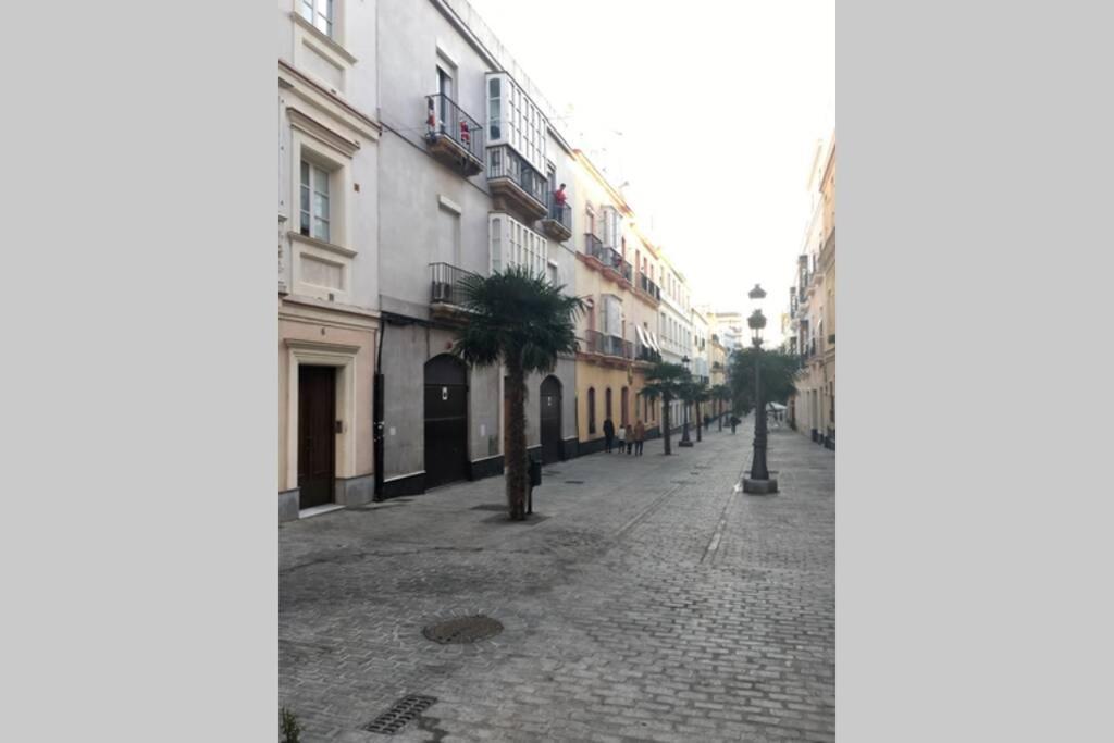 Apartamento Plaza Viuda Cádiz Exterior photo